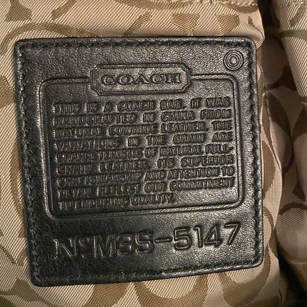 Large Coach Bag - Picture 6 of 16
